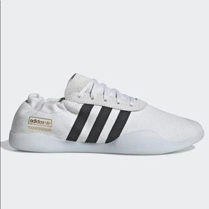 adidas canvas trainers